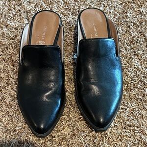 Chinese Laundry Black Leather Mules